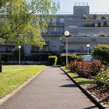 The Green Home - Quiet And Fully Equipped High-End Studio With Parking Courcouronnes Exterior photo